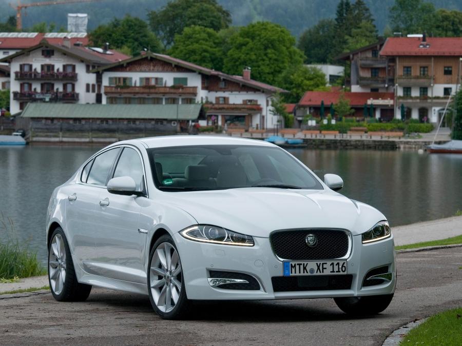  Jaguar XF 3.0 Diesel Option Pack 2011 года  (фото 3 из 11)